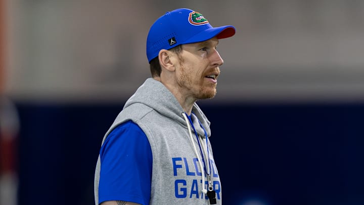 Phil Trautwein takes over Florida's offensive line 18 years since he last played for the Gators.