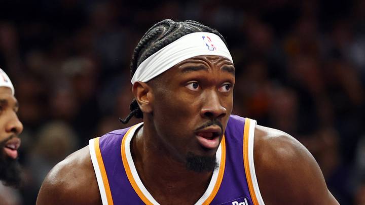 Phoenix, Arizona, USA; Phoenix Suns center Mark Williams (15) against the Los Angeles Clippers at Mortgage Matchup Center on Feb 1, 2026. Phoenix, Arizona, USA; Phoenix Suns center Mark Williams (15) against the Los Angeles Clippers at Mortgage Matchup Center on Feb 1, 2026.