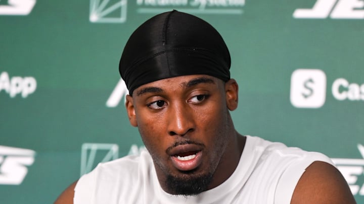 Jun 11, 2025; Florham Park, NY, USA; New York Jets running back Breece Hall (20) speaks at a press conference during minicamp at Atlantic Health Jets Training Center. Mandatory Credit: John Jones-Imagn Images Jun 11, 2025; Florham Park, NY, USA; New York Jets running back Breece Hall (20) speaks at a press conference during minicamp at Atlantic Health Jets Training Center. Mandatory Credit: John Jones-Imagn Images