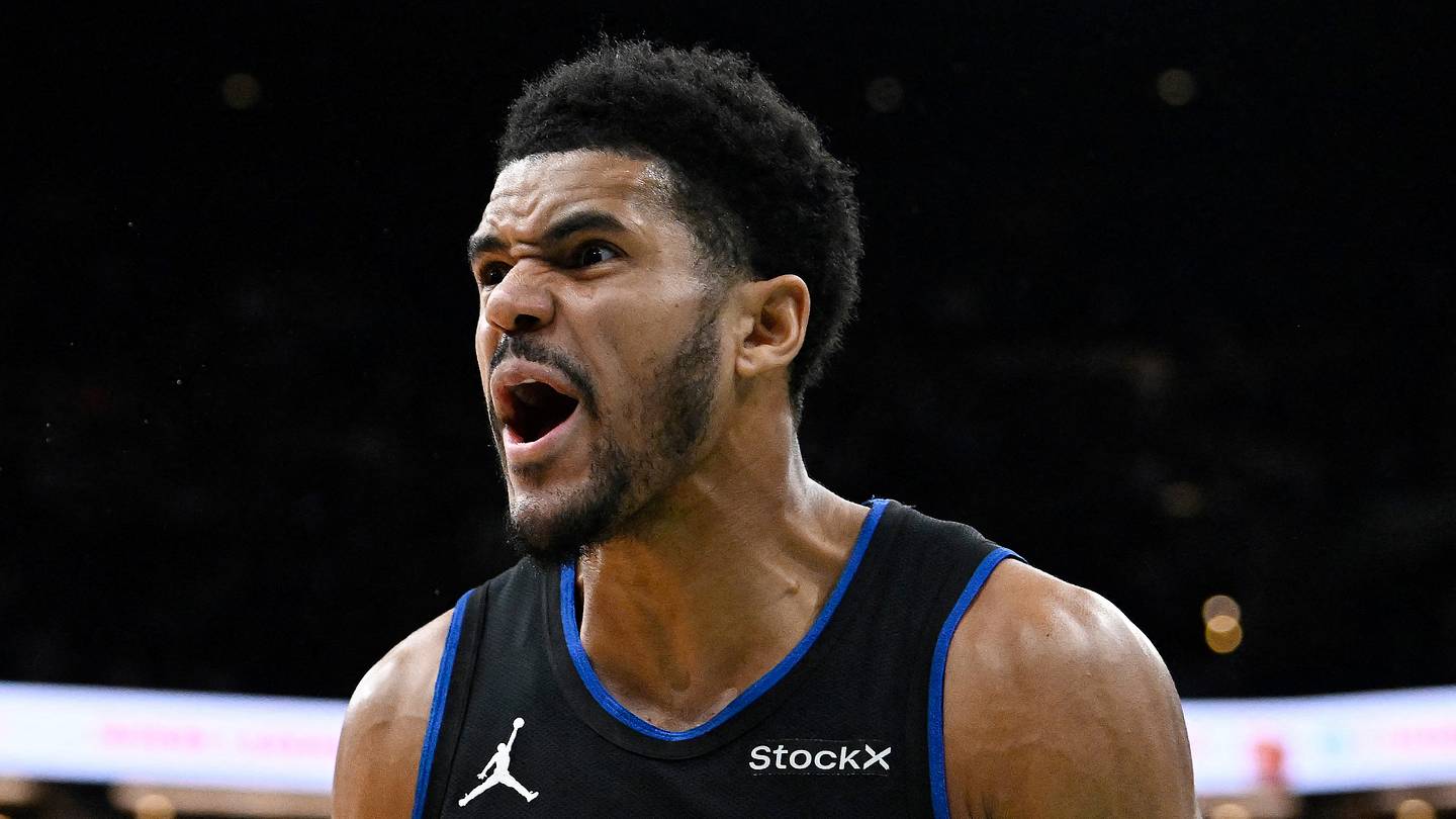 Spurs deliver another gut punch to the Timberwolves with Tobias Harris signing