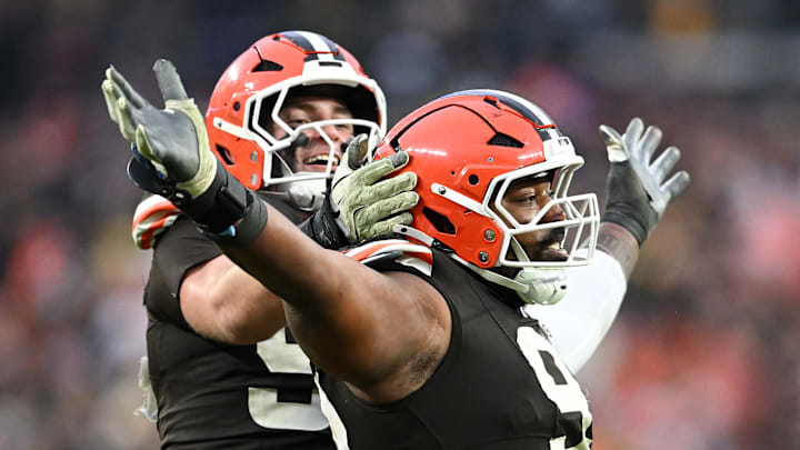 Cleveland Browns defenders Mason Graham and Shelby Harris