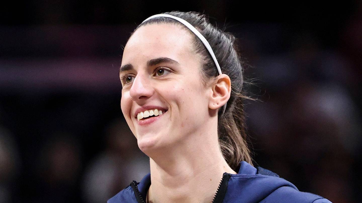 At least Caitlin Clark had the right idea about LeBron James and the Warriors