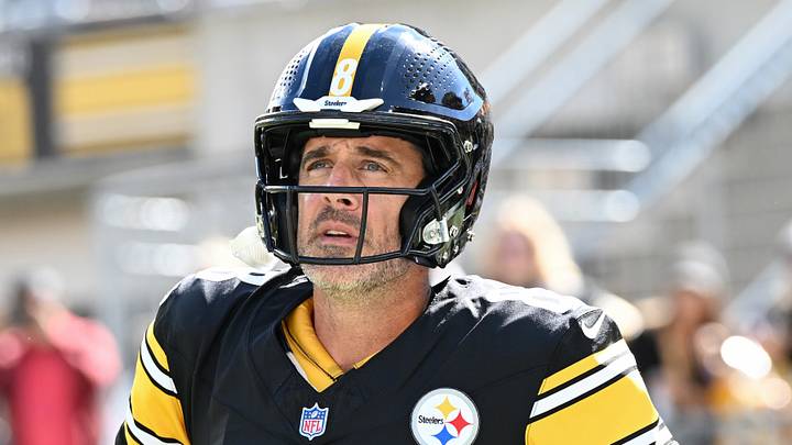 Pittsburgh Steelers quarterback Aaron Rodgers Pittsburgh Steelers quarterback Aaron Rodgers