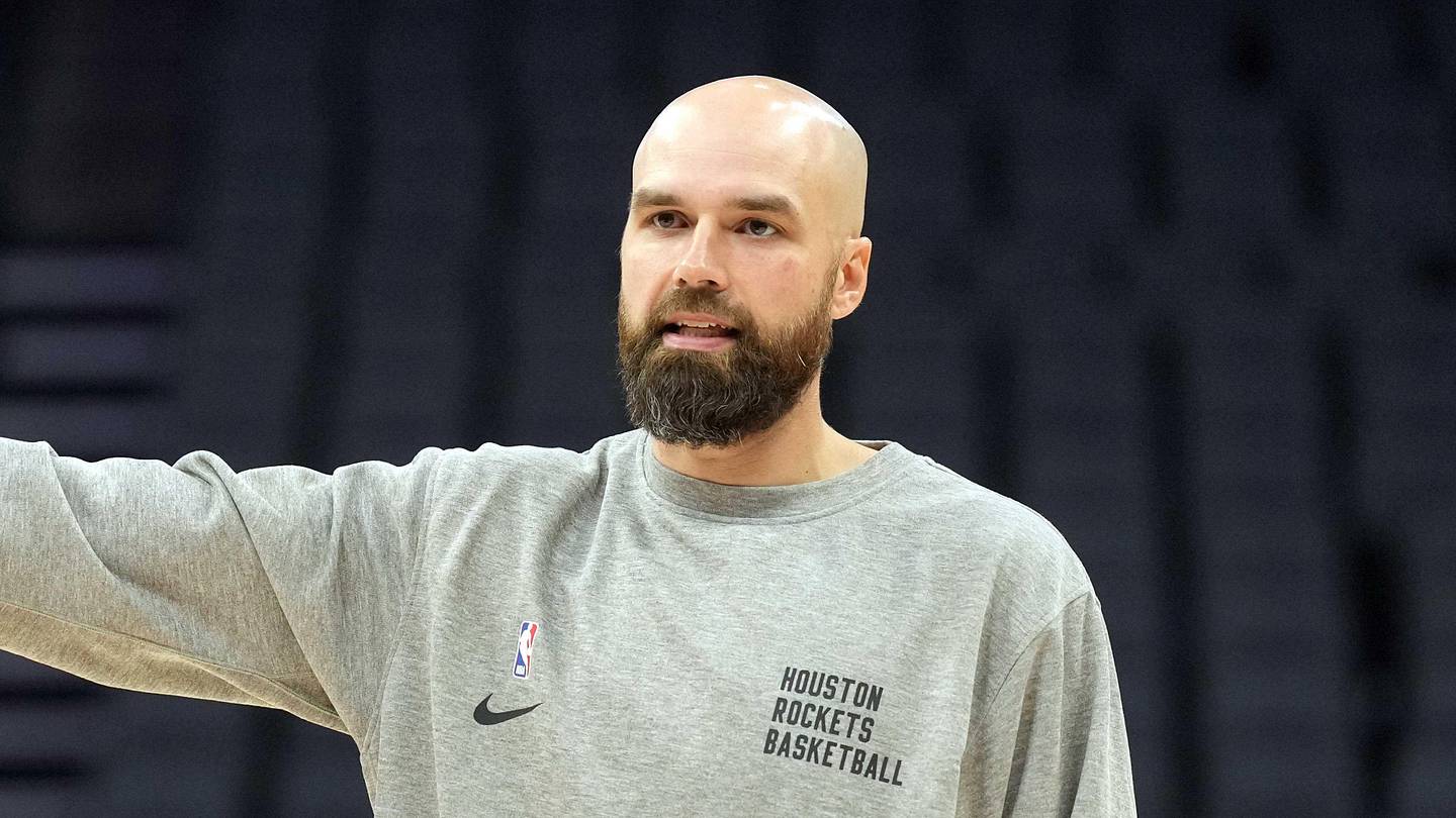 Yet another former Celtics coach may join the NBA's head coaching ranks