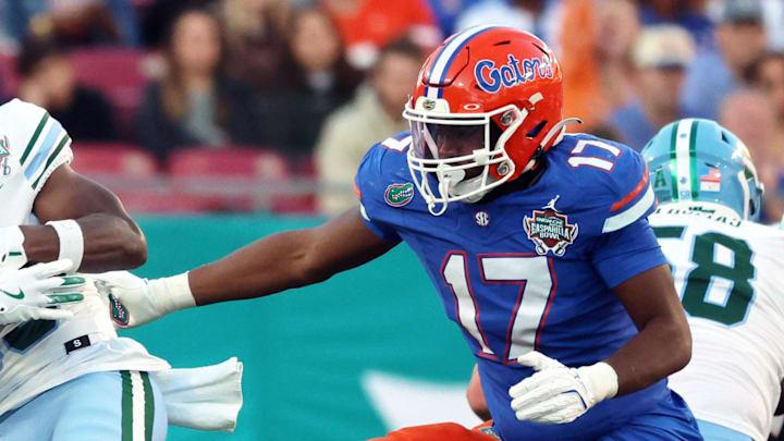 Florida Gators edge LJ McCray is set to miss a chunk of time with a foot injury. Florida Gators edge LJ McCray is set to miss a chunk of time with a foot injury.