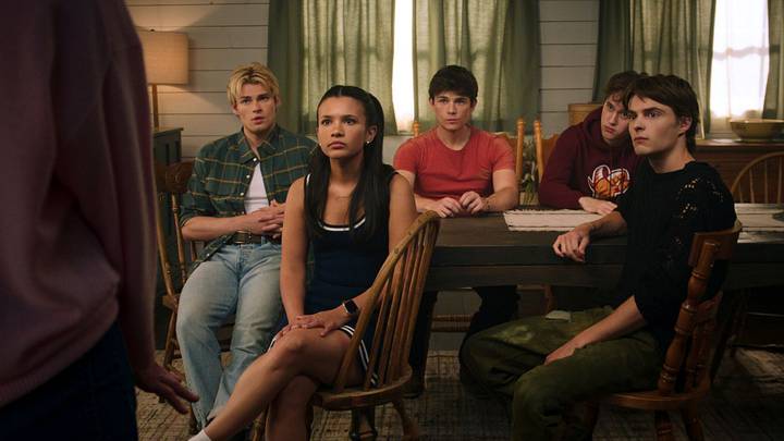 My Life with the Walter Boys. (L to R) Noah LaLonde as Cole Walter, Nikki Rodriguez as Jackie Howard, Ashby Gentry as Alex Walter, Connor Stanhope as Danny Walter, Corey Fogelmanis as Nathan Walter in episode 303 of My Life with the Walter Boys. Cr. Courtesy of Netflix © 2026 My Life with the Walter Boys. (L to R) Noah LaLonde as Cole Walter, Nikki Rodriguez as Jackie Howard, Ashby Gentry as Alex Walter, Connor Stanhope as Danny Walter, Corey Fogelmanis as Nathan Walter in episode 303 of My Life with the Walter Boys. Cr. Courtesy of Netflix © 2026