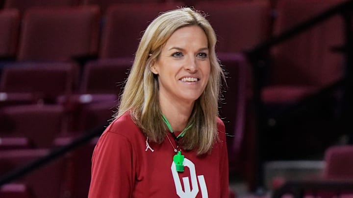 Oklahoma basketball coach Jennie Baranczyk