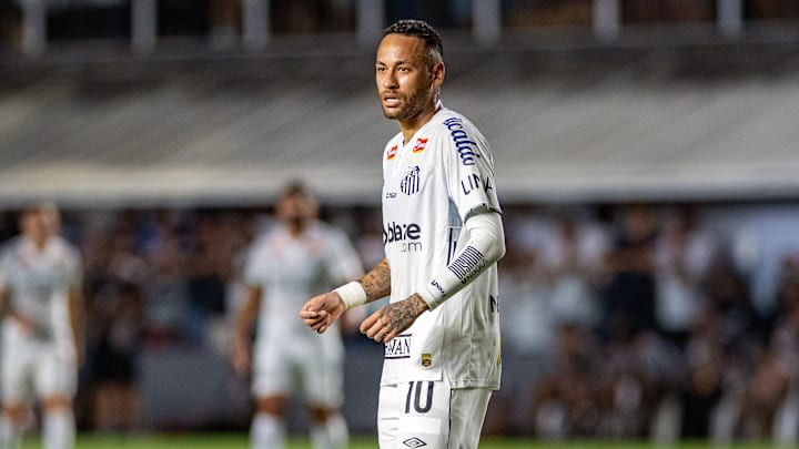 Neymar reestreou pelo Santos contra o Botafogo-SP