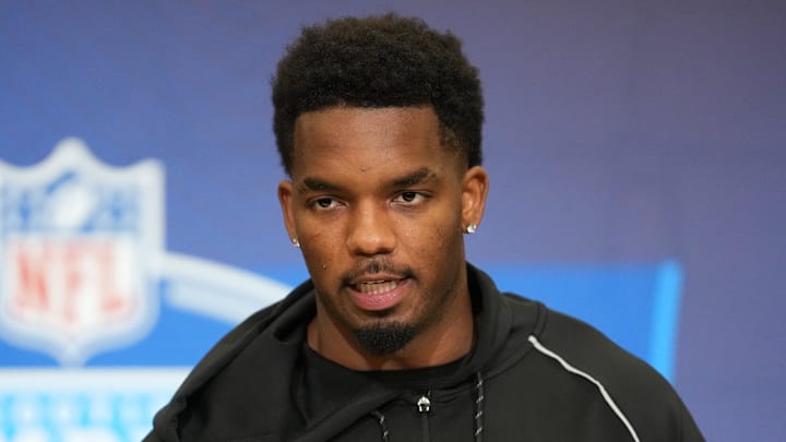 Penn State defensive lineman Dani Dennis-Sutton