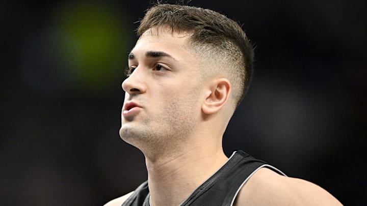 Dallas Mavericks, John Poulakidas