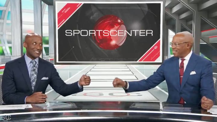 Longtime 'SportsCenter' anchor Jay Harris received a warm welcome in his first show back since undergoing prostate cancer surgery.