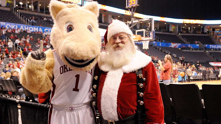 Santa and Oklahoma's mascot, Boomer.
