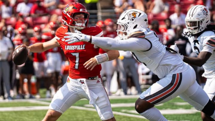 Nebraska is going after Bowling Green edge rusher Collins Acheampong. Nebraska is going after Bowling Green edge rusher Collins Acheampong.