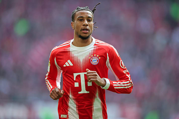 ไมเคิล โอลิเซ่