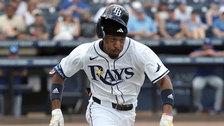 Simpson’s running style can look chaotic, but it’s extremely effective.