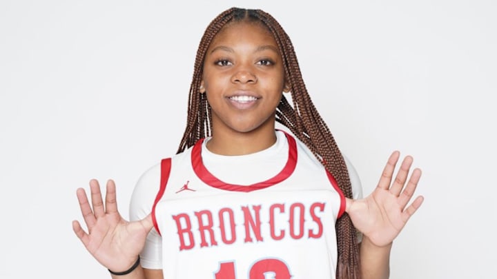 Kenwood has made the jump up to No. 1 in this week's Top 25 Illinois Girls High School Basketball State Rankings. The Mustangs are 27-2.