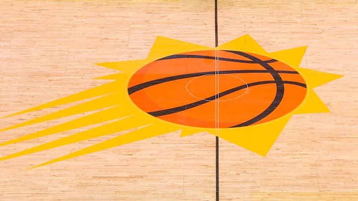 Feb 27, 2025; Phoenix, Arizona, USA; A general view of the Phoenix Suns logo on the court before a game against the New Orleans Pelicans at Footprint Center. Mandatory Credit: Brett Davis-Imagn Images Feb 27, 2025; Phoenix, Arizona, USA; A general view of the Phoenix Suns logo on the court before a game against the New Orleans Pelicans at Footprint Center. Mandatory Credit: Brett Davis-Imagn Images