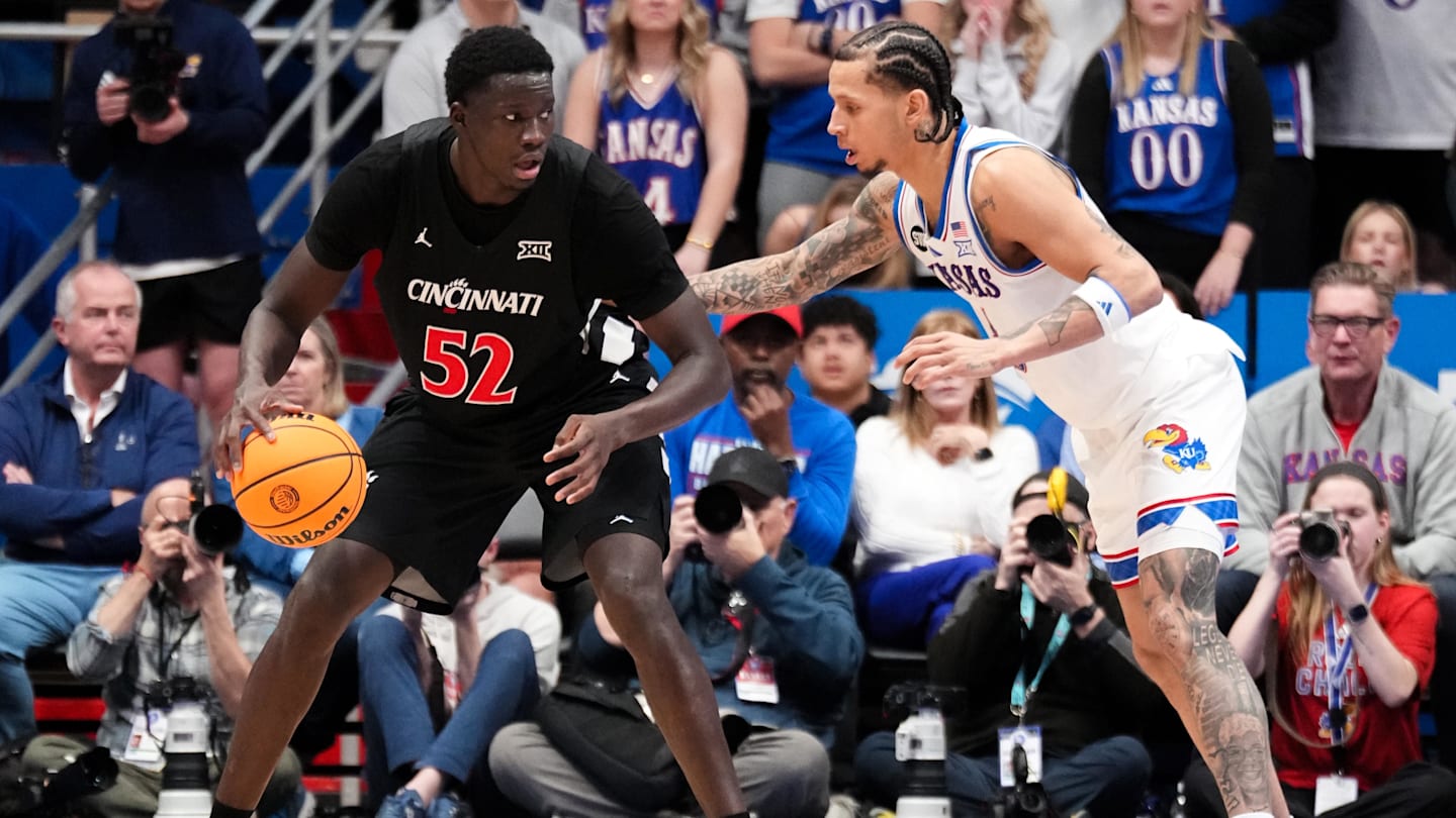 Michigan Emerging as Potential Landing Spot For All-Big 12 Center