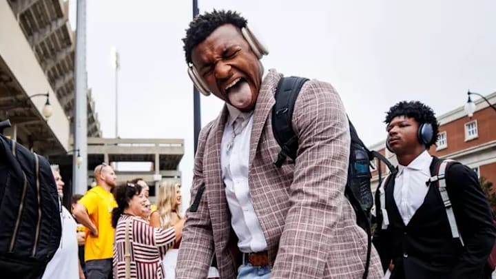 Mississippi State Safety Isaac Smith (#2) during the game between the Southern Mississippi Golden Eagles and the Mississippi State Bulldogs at M.M. Roberts Stadium in Hattiesburg, MS. Mississippi State Safety Isaac Smith (#2) during the game between the Southern Mississippi Golden Eagles and the Mississippi State Bulldogs at M.M. Roberts Stadium in Hattiesburg, MS.
