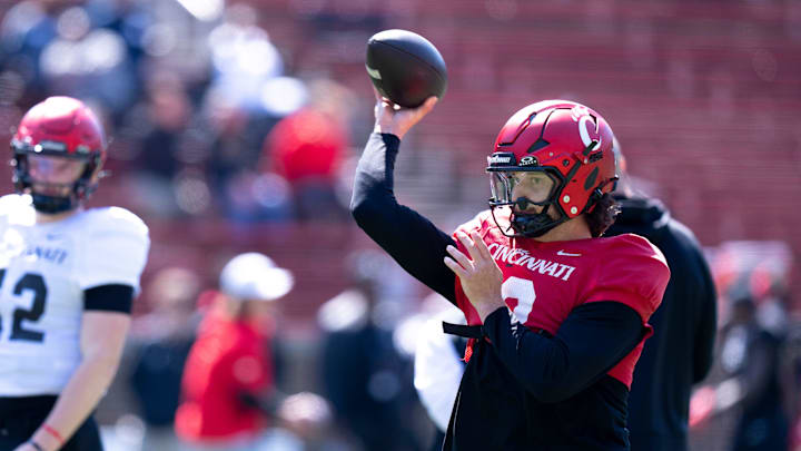 Cincinnati Bearcats quarterback Brendan Sorsby (2) throws a pass during the Cincinnati Bearcats football spring practice at Nippert Stadium on Saturday, April 12, 2025. Cincinnati Bearcats quarterback Brendan Sorsby (2) throws a pass during the Cincinnati Bearcats football spring practice at Nippert Stadium on Saturday, April 12, 2025.