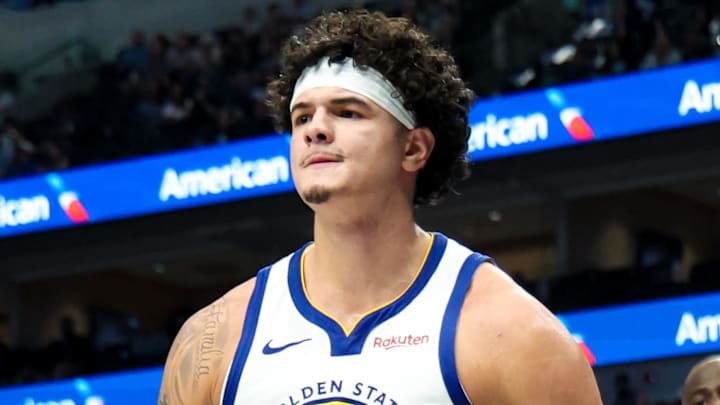 Mar 23, 2026; Dallas, Texas, USA; Golden State Warriors forward Gui Santos (15) reacts in front of Dallas Mavericks guard Klay Thompson (31) during the second half at American Airlines Center. Mandatory Credit: Kevin Jairaj-Imagn Images Mar 23, 2026; Dallas, Texas, USA; Golden State Warriors forward Gui Santos (15) reacts in front of Dallas Mavericks guard Klay Thompson (31) during the second half at American Airlines Center. Mandatory Credit: Kevin Jairaj-Imagn Images