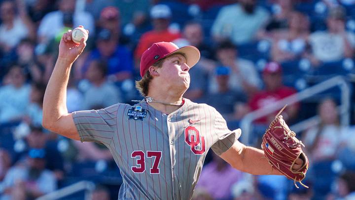 Oklahoma starting pitcher Nick Wesloski pitches against the Georgia Bulldogs. Oklahoma starting pitcher Nick Wesloski pitches against the Georgia Bulldogs.