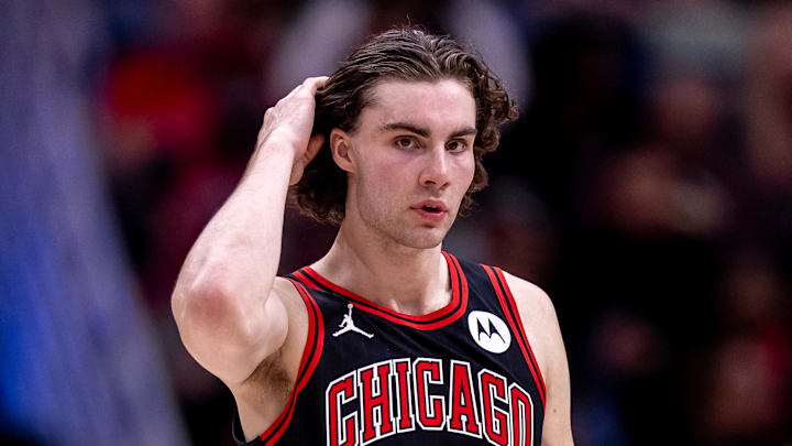 Oct 23, 2024; New Orleans, Louisiana, USA; Chicago Bulls guard Josh Giddey (3) looks on against the New Orleans Pelicans during the first half at Smoothie King Center. Mandatory Credit: Stephen Lew-Imagn Images Oct 23, 2024; New Orleans, Louisiana, USA; Chicago Bulls guard Josh Giddey (3) looks on against the New Orleans Pelicans during the first half at Smoothie King Center. Mandatory Credit: Stephen Lew-Imagn Images