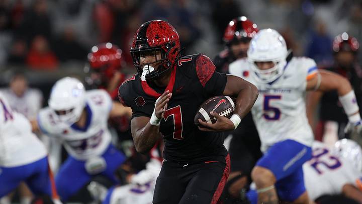 San Diego State Aztecs running back Lucky Sutton (7). San Diego State Aztecs running back Lucky Sutton (7).