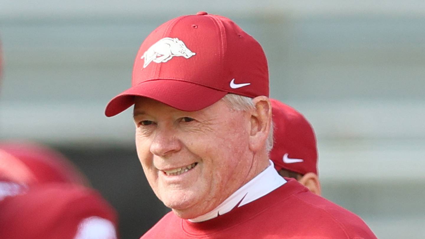 Belichick and Petrino Update UNC's Quarterback Competition