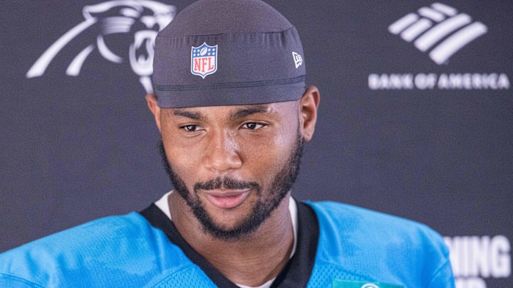 Carolina Panthers tight end Ja'Tavion Sanders