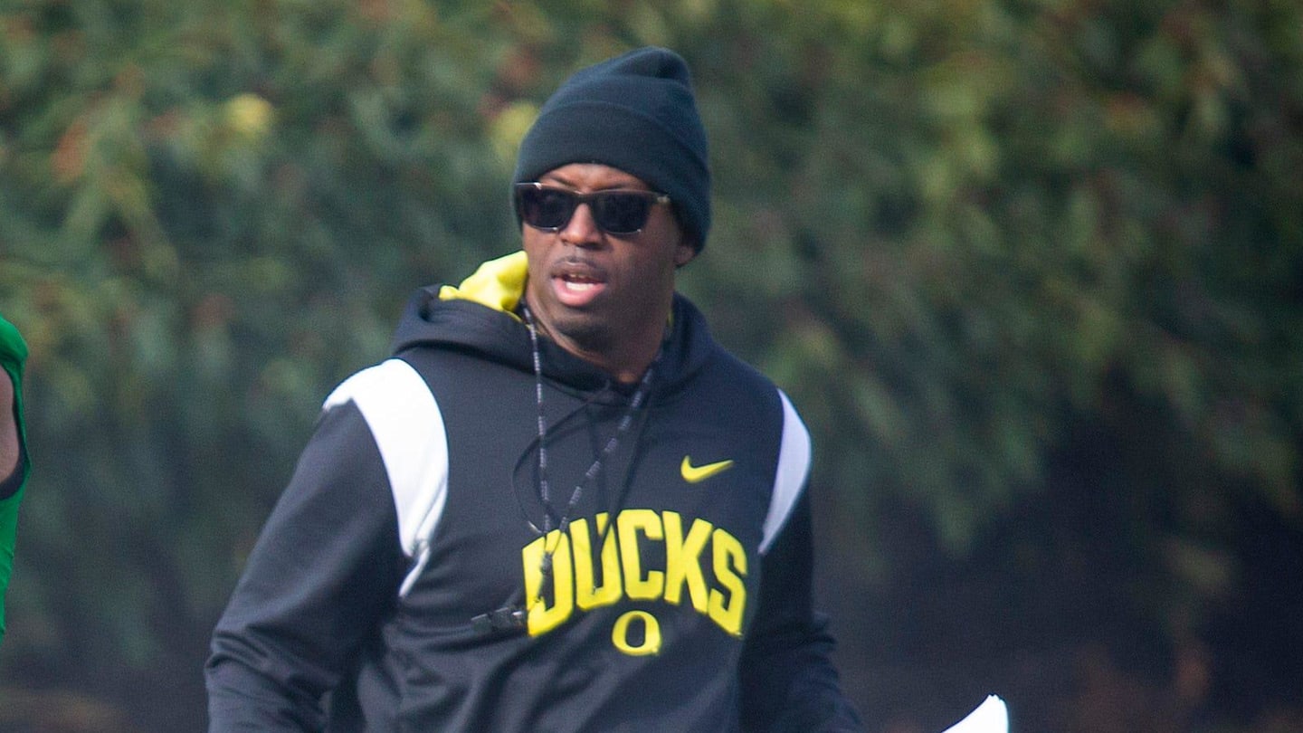 The Recruiting Impact Of Oregon Hire Chris Hampton