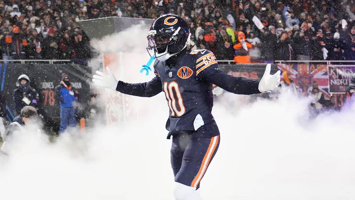 Chicago Bears wide receiver Luther Burden III (10) runs onto the field during player introductions before an NFC Divisional Round game against the Los Angeles Rams at Soldier Field. Chicago Bears wide receiver Luther Burden III (10) runs onto the field during player introductions before an NFC Divisional Round game against the Los Angeles Rams at Soldier Field.
