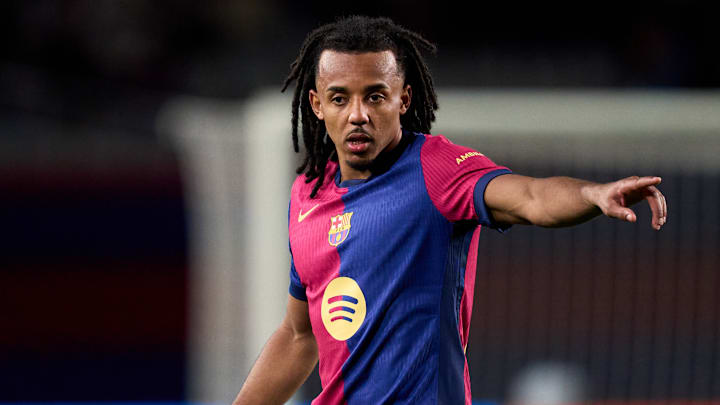 Kounde remains linked to Chelsea Kounde remains linked to Chelsea