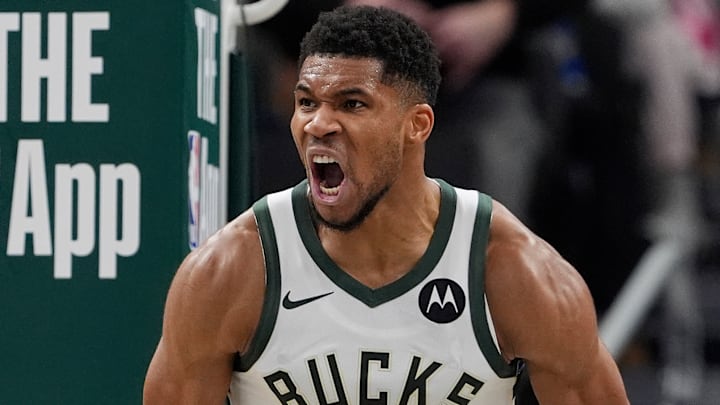 New York Knicks v Milwaukee Bucks New York Knicks v Milwaukee Bucks