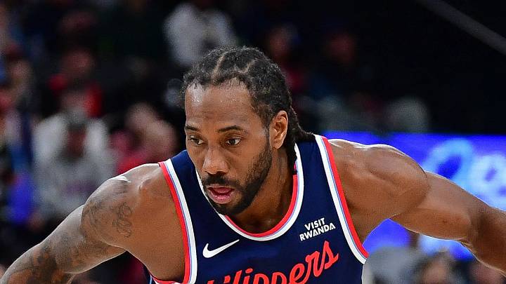 Los Angeles Clippers forward Kawhi Leonard controls the ball. Los Angeles Clippers forward Kawhi Leonard controls the ball.