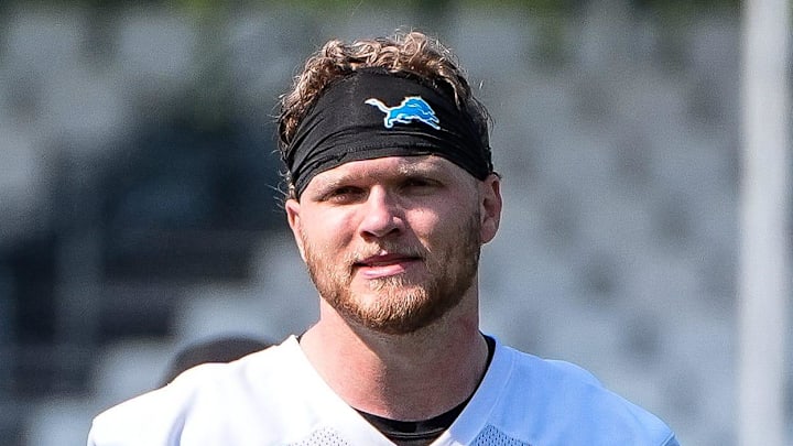 Detroit Lions defensive end Aidan Hutchinson (97).