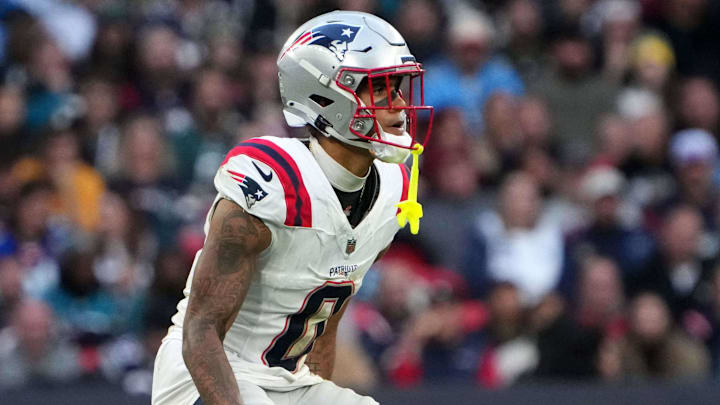 Oct 20, 2024; London, United Kingdom; New England Patriots cornerback Christian Gonzalez (0) in the second half of an NFL International Series game against the Jacksonville Jaguars at Wembley Stadium. Mandatory Credit: Kirby Lee-Imagn Images Oct 20, 2024; London, United Kingdom; New England Patriots cornerback Christian Gonzalez (0) in the second half of an NFL International Series game against the Jacksonville Jaguars at Wembley Stadium. Mandatory Credit: Kirby Lee-Imagn Images