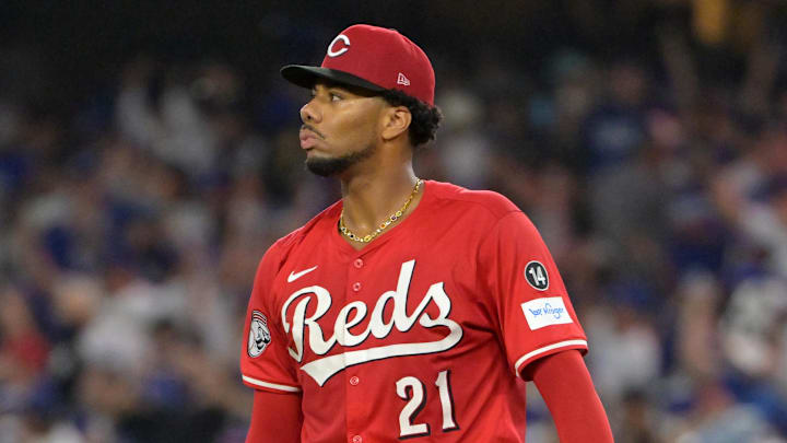 Cincinnati Reds starting pitcher Hunter Greene (21) 
