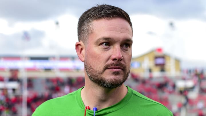 Oct 28, 2023; Salt Lake City, Utah, USA; Oregon Ducks head coach Dan Lanning congratulates players after defeating the Utah Utes at Rice-Eccles Stadium. 