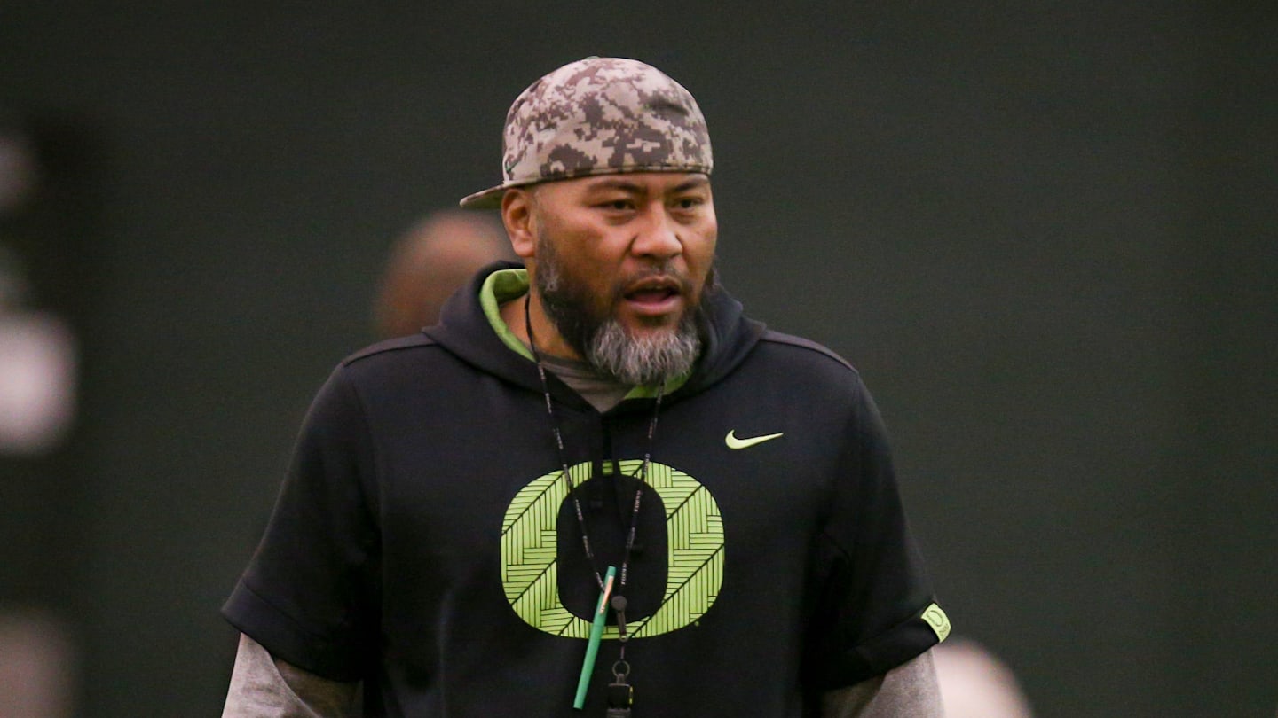 Oregon Coach Updates Injury Status of Defensive Lineman Tony Cumberland