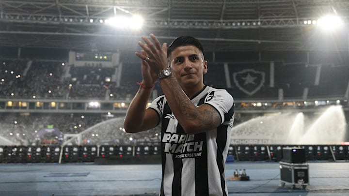 Meia do Botafogo está avaliado em mais de R$ 165 milhões. 