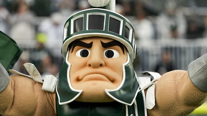 Nov 15, 2025; East Lansing, Michigan, USA; Michigan State mascot Sparty runs out onto the field before a game against Penn State at Spartan Stadium. Mandatory Credit: Brendan Mullin-Imagn Images Nov 15, 2025; East Lansing, Michigan, USA; Michigan State mascot Sparty runs out onto the field before a game against Penn State at Spartan Stadium. Mandatory Credit: Brendan Mullin-Imagn Images