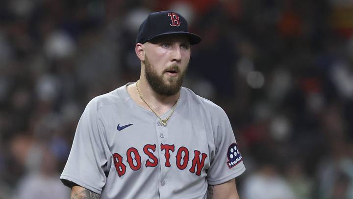 Boston Red Sox starting pitcher Garrett Crochet (35).