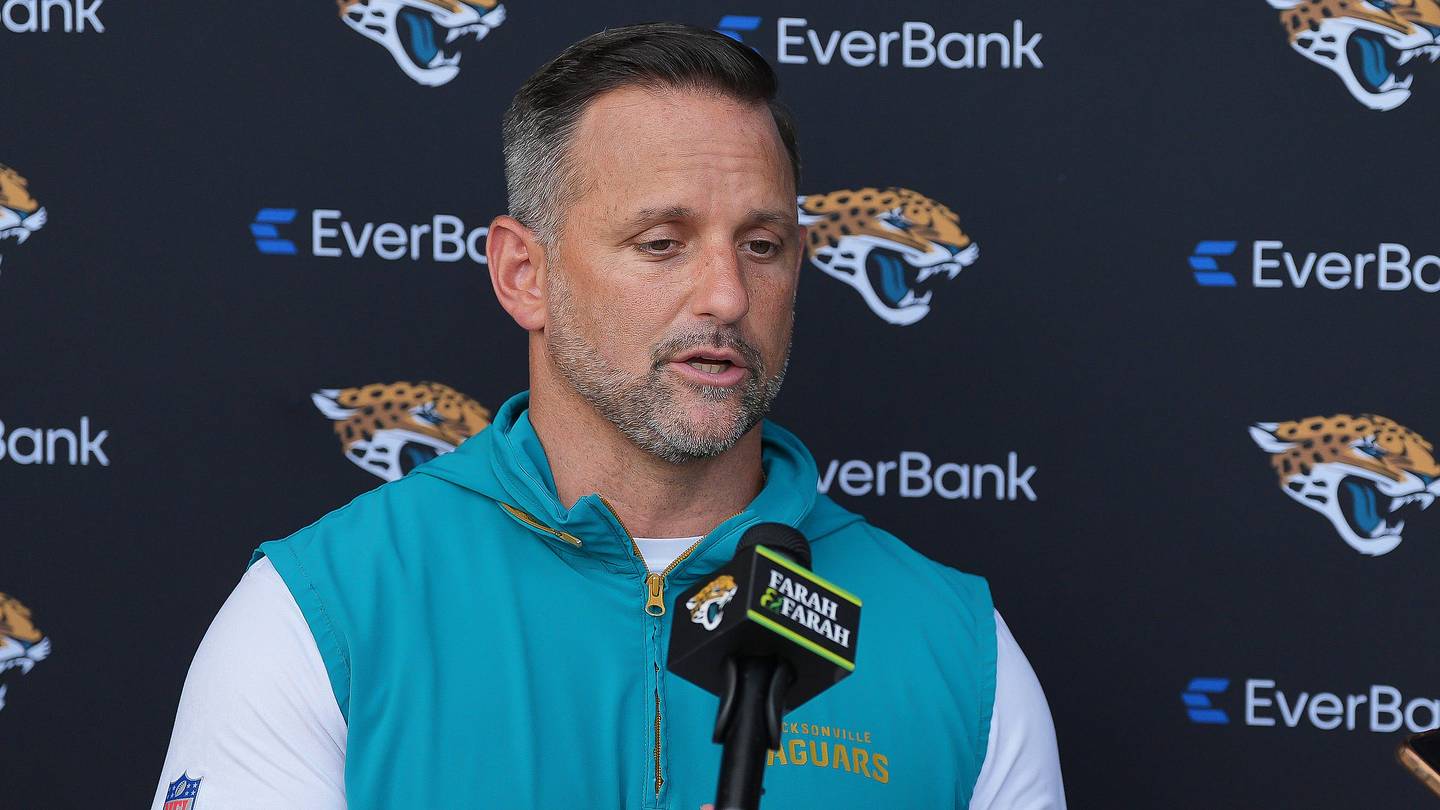 Jaguars defense dominates offense on Day 6 of training camp