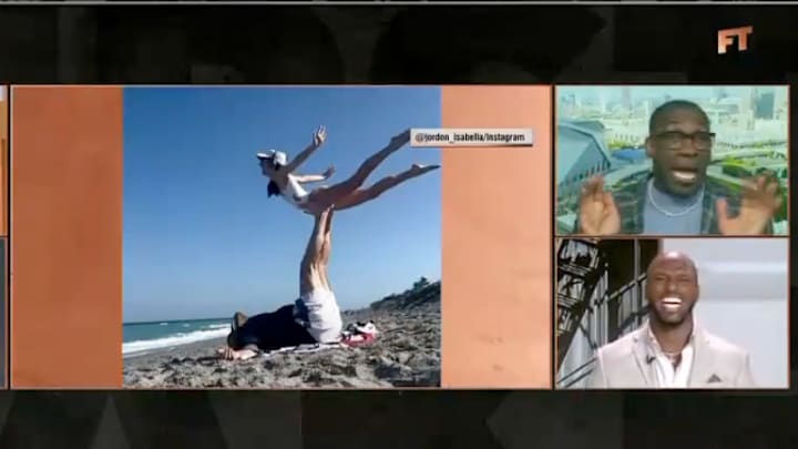 Bill Belichick and his girlfriend had some fun at the beach over the weekend. 