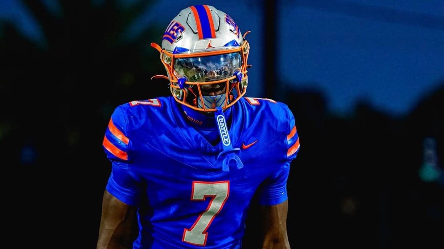 Razorbacks' Rough Start Doesn't Concern 4-Star Target With Silverfield Connection
