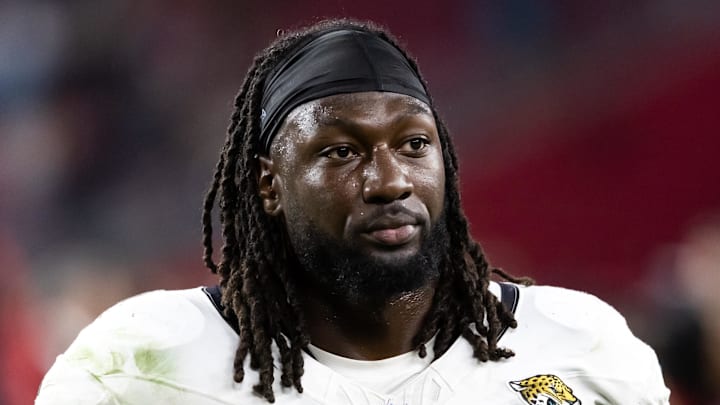 Nov 23, 2025; Glendale, Arizona, USA; Jacksonville Jaguars linebacker Devin Lloyd (0) against the Arizona Cardinals at State Farm Stadium. Mandatory Credit: Mark J. Rebilas-Imagn Images Nov 23, 2025; Glendale, Arizona, USA; Jacksonville Jaguars linebacker Devin Lloyd (0) against the Arizona Cardinals at State Farm Stadium. Mandatory Credit: Mark J. Rebilas-Imagn Images