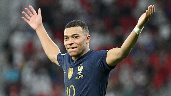 Kylian Mbappé et les Bleus affronteront l'Angleterre.