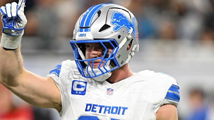 Detroit Lions defensive end Aidan Hutchinson (97).
