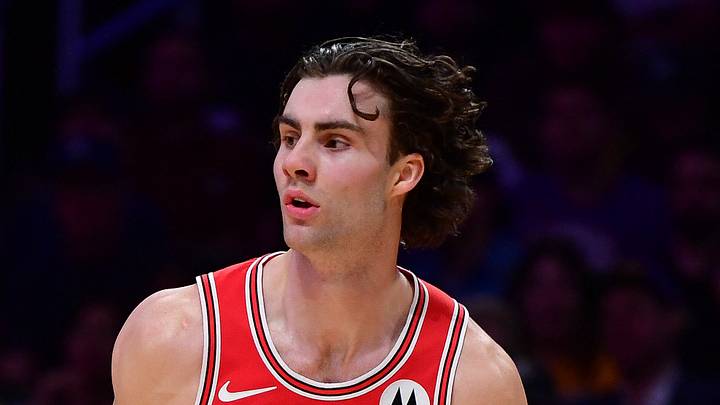 Mar 12, 2026; Los Angeles, California, USA; Chicago Bulls guard Josh Giddey (3) controls the ball against Los Angeles Lakers forward Rui Hachimura (28) during the second half at Crypto.com Arena. Mandatory Credit: Gary A. Vasquez-Imagn Images Mar 12, 2026; Los Angeles, California, USA; Chicago Bulls guard Josh Giddey (3) controls the ball against Los Angeles Lakers forward Rui Hachimura (28) during the second half at Crypto.com Arena. Mandatory Credit: Gary A. Vasquez-Imagn Images